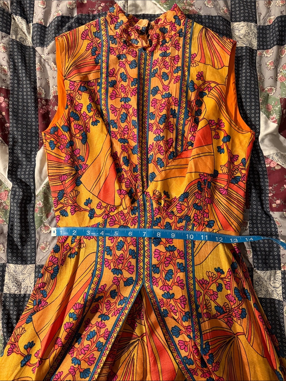 Vintage 1960s/ 1970s - Small - High-neck Wide Leg Pant Jumpsuit - Picture 11 of 13
